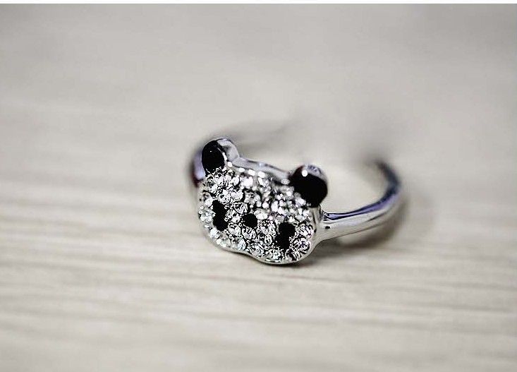  Fashion Lovely Cute Full Rhinestone Bling Panda Ring adjustable w06