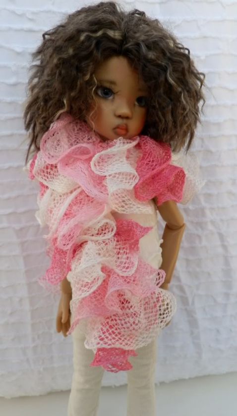 HAND KNITTED FRILLY SCARF FOR MSD, SD KAYE WIGGS MIKI LAYLA  